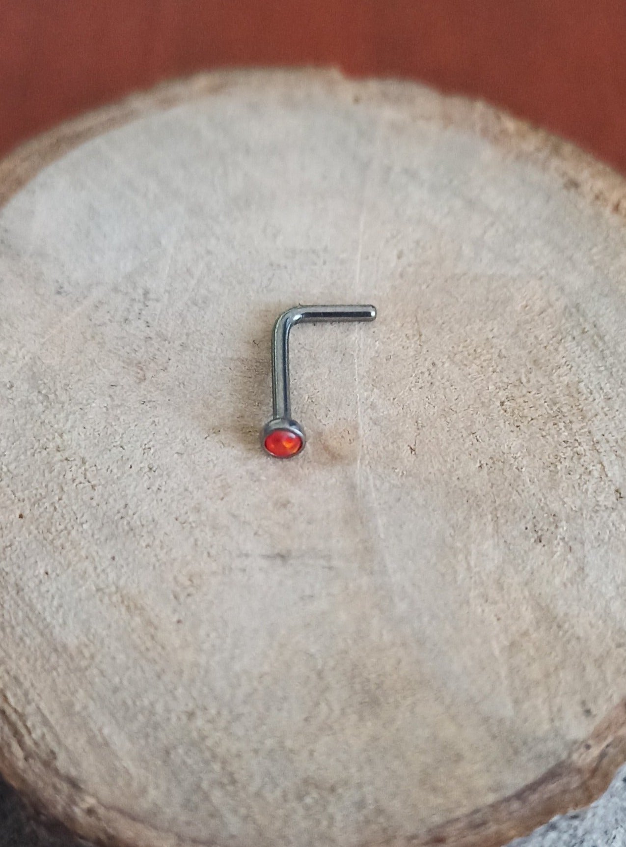 REP Nostril Forma de L Titanio G23 - Piedra Opalita (0,8mm;7;2mm) (20G)