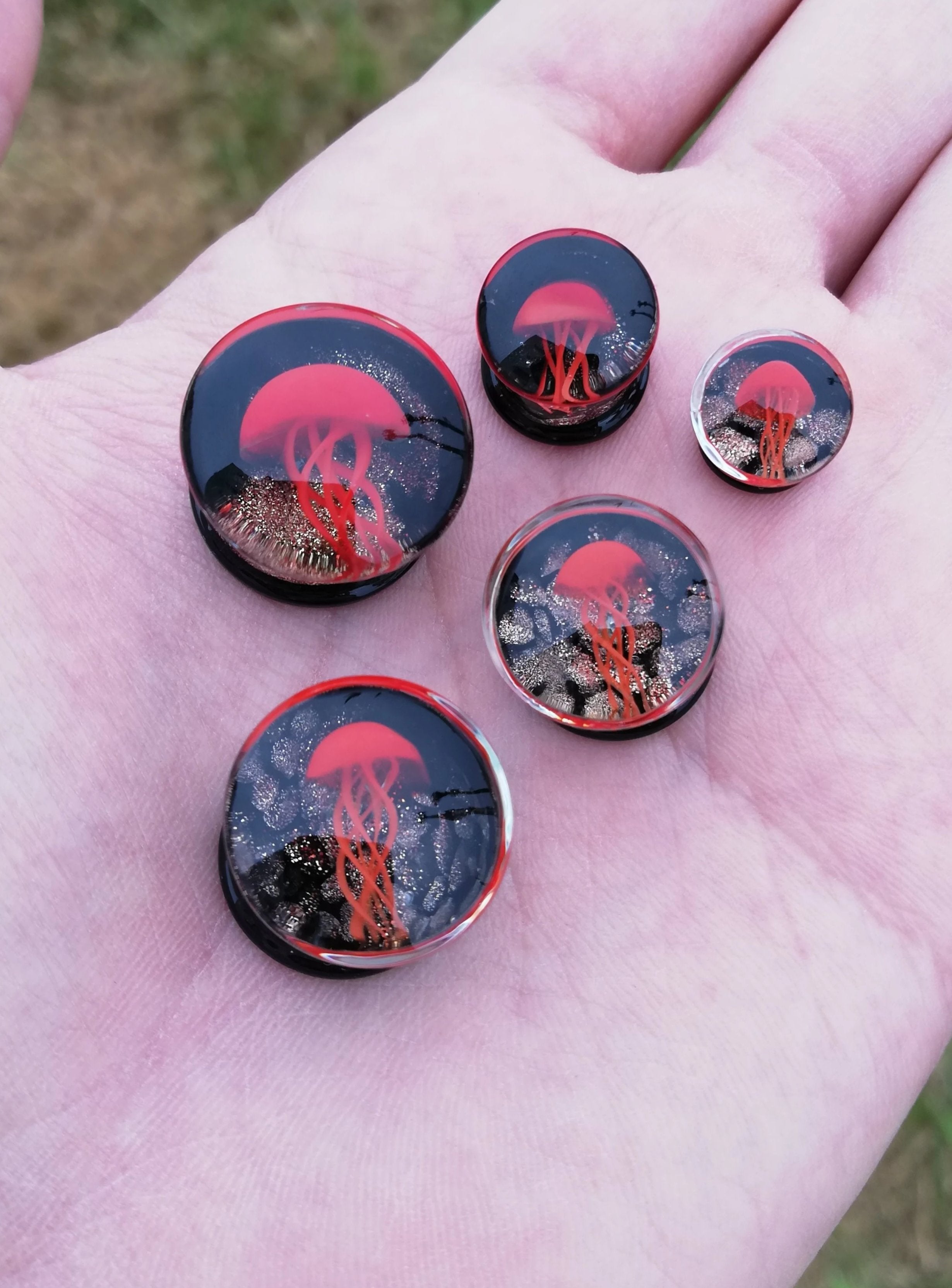 Expansion Pyrex - Medusa Roja Fondo Negro Burbujas Doradas (8mm a 16mm)