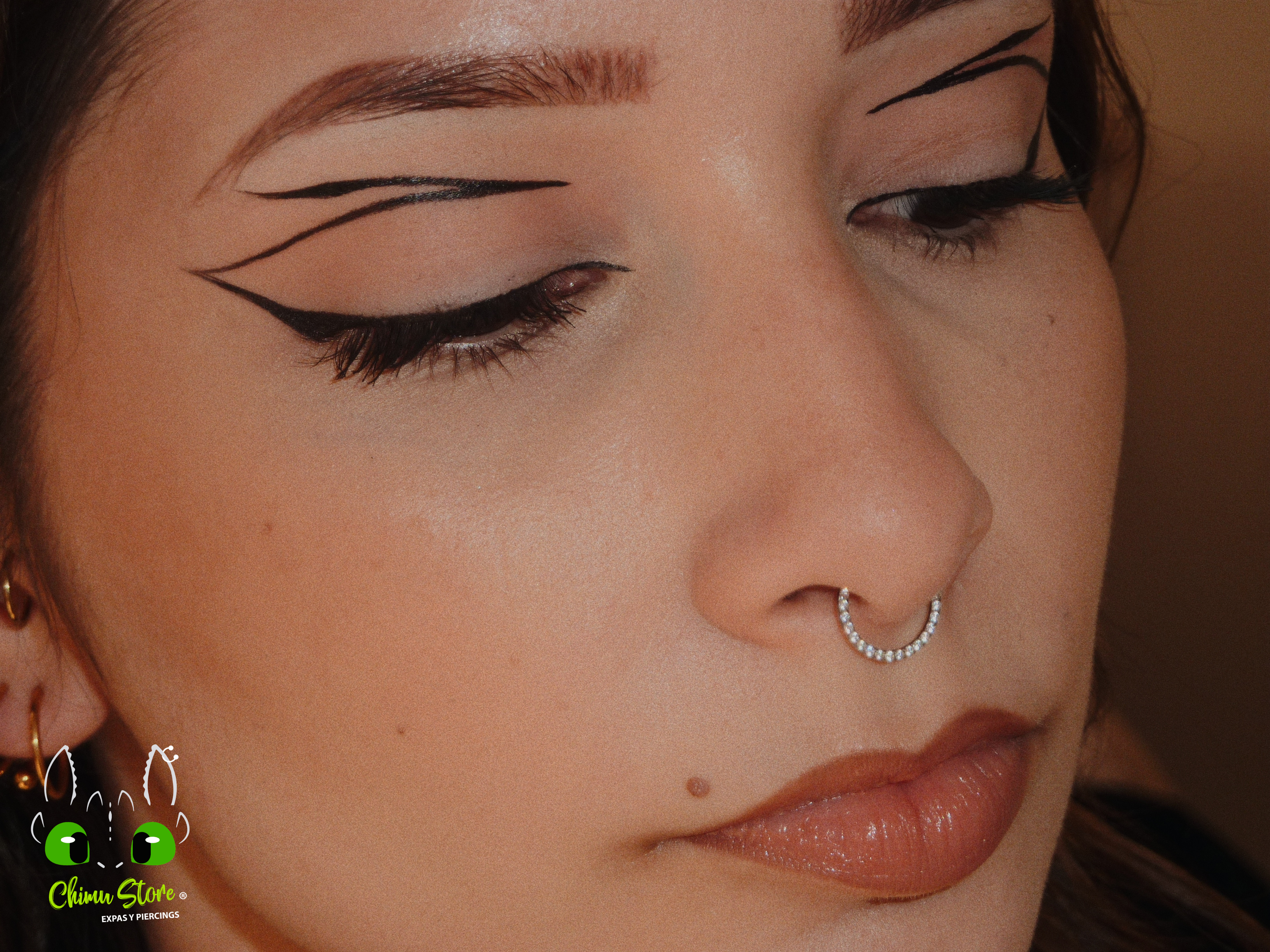 Argolla Clicker Titanio ASTM F-136 - Zirconias Frontales (1,2mm) (16G)