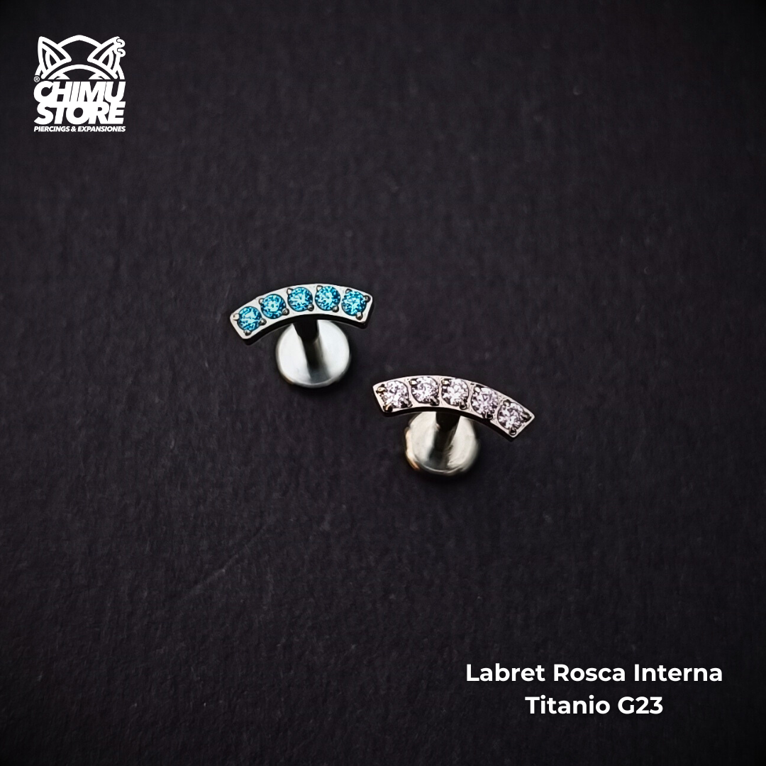 Labret Titanio G23 - Cluster Recto 5 Cristales (1,2mm;8mm) (16G)