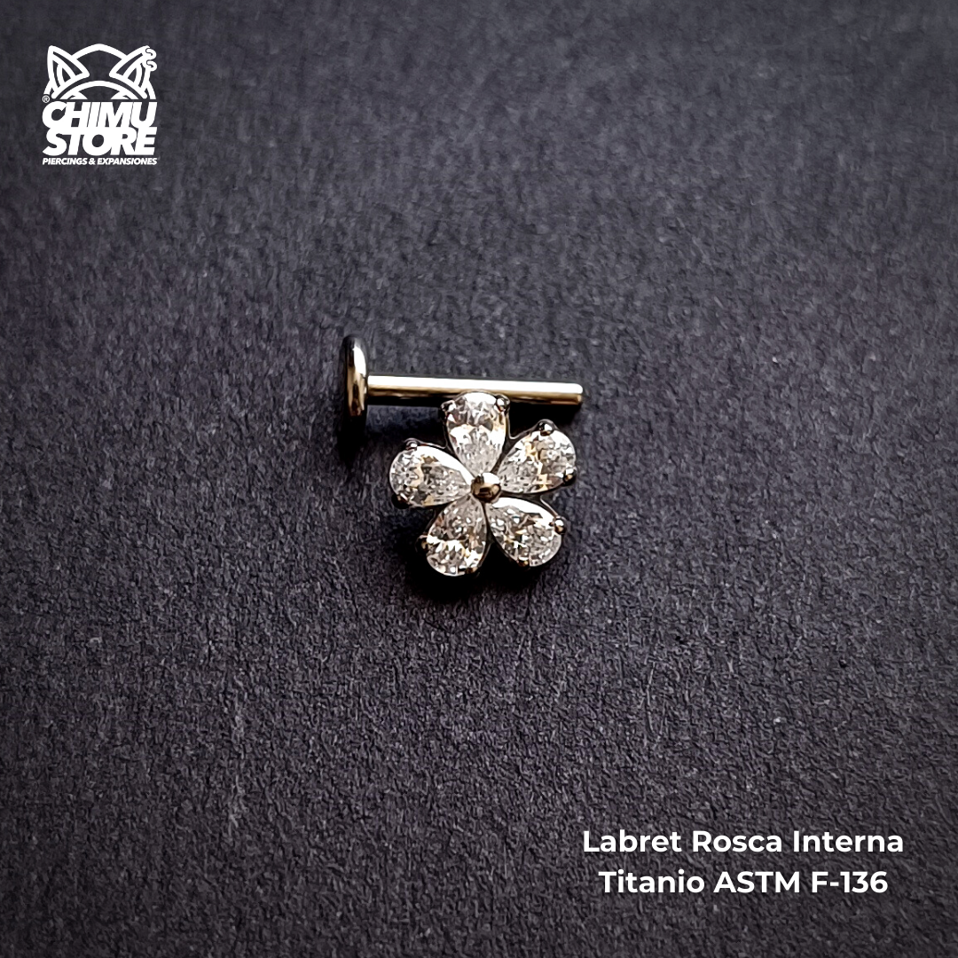 Labret Rosca Interna Titanio ASTM F-136 - Flor 5 Petalos Zirconias (1,2mm;8mm) (16G)