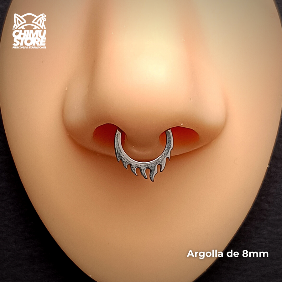 NEW Argolla Clicker Titanio G23 - Llamas (1,2mm;16G)