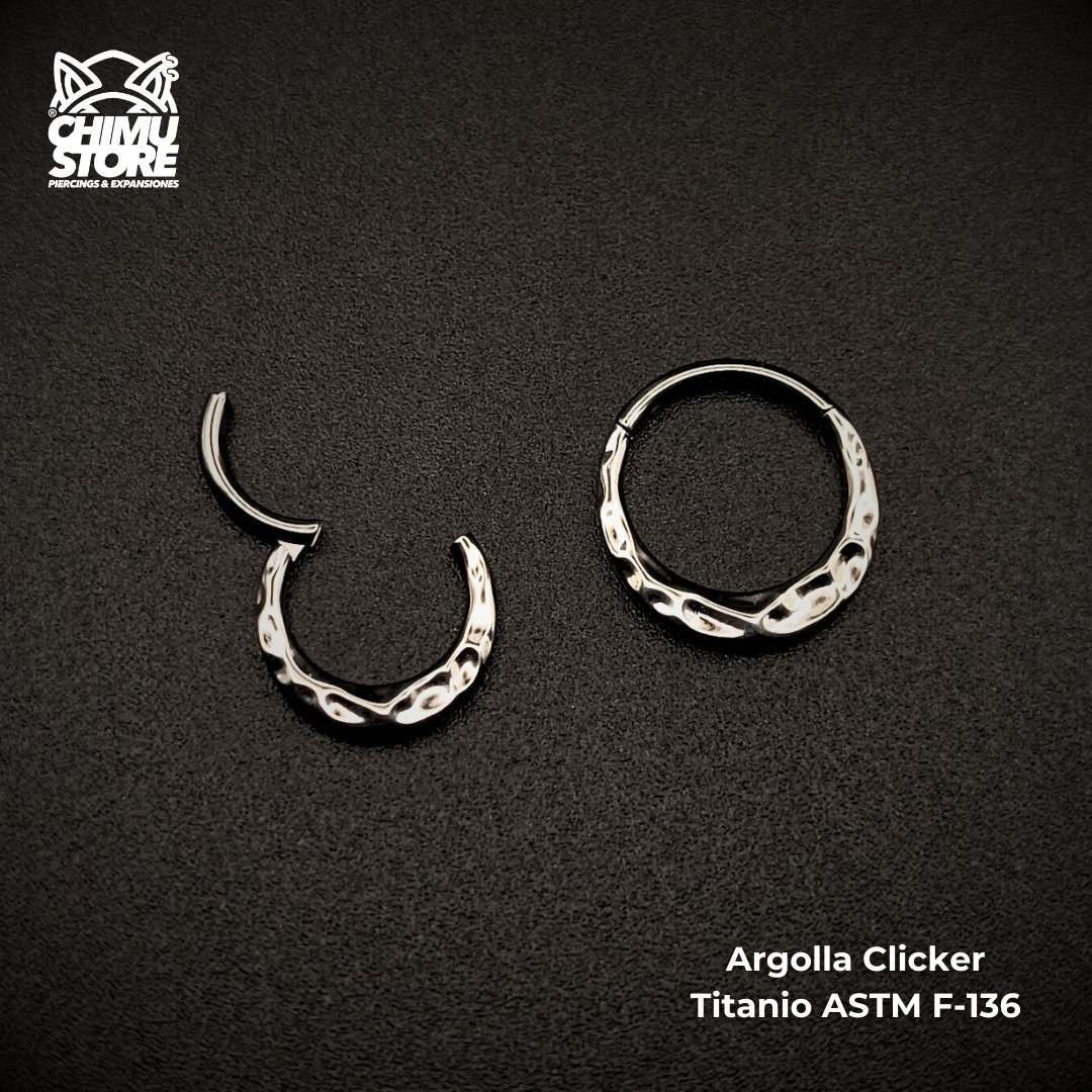 NEW Argolla Clicker Titanio ASTM F-136 - Diseño Fluido (1,2mm) (16G)