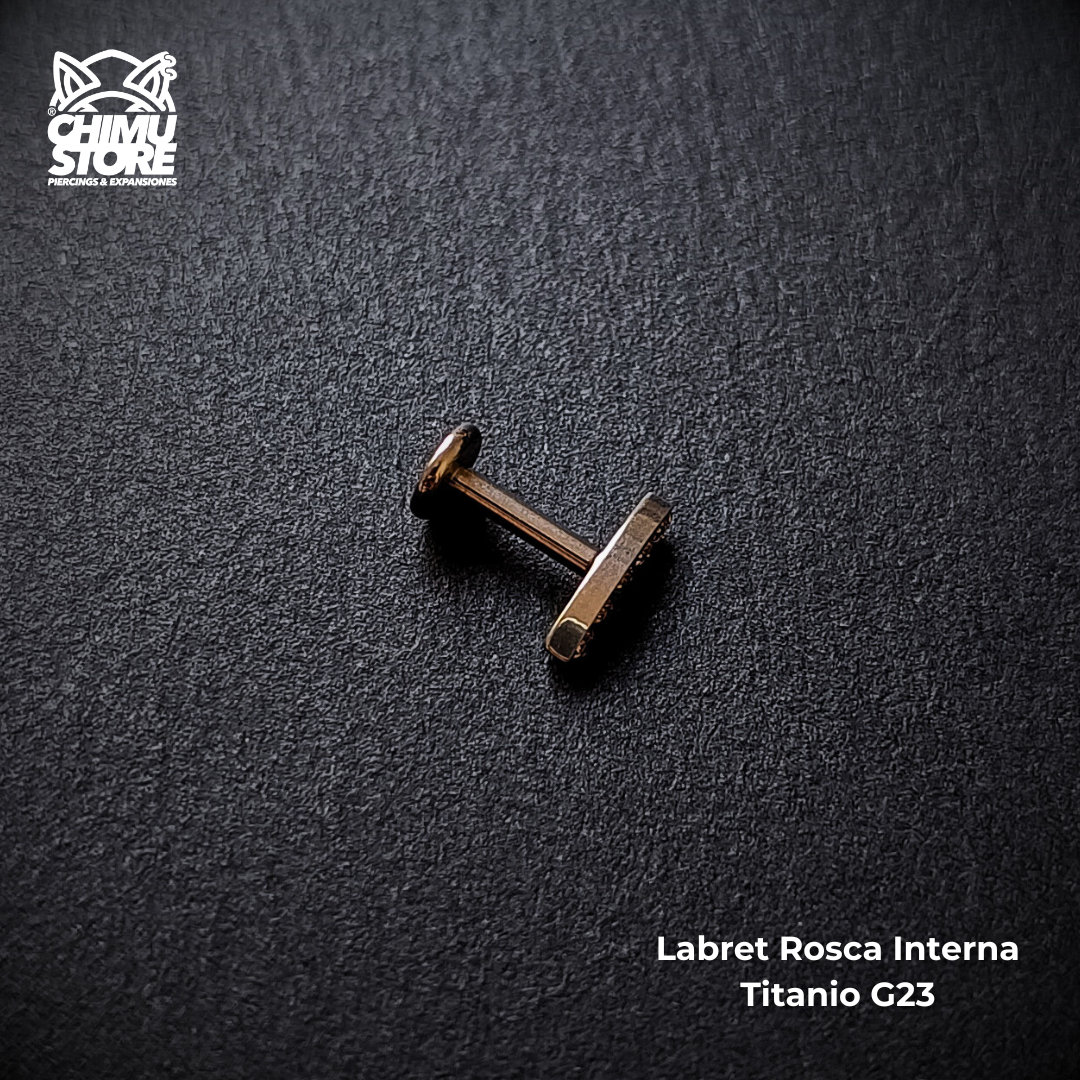 Labret Titanio G23 - Cluster Recto 5 Cristales (1,2mm;8mm) (16G)