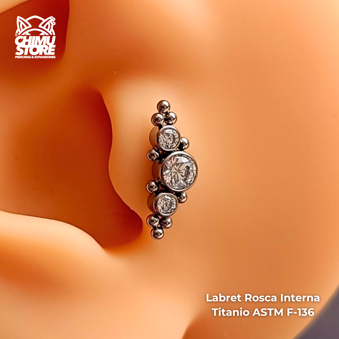 NEW Labret (HC) Titanio ASTM F-136 - Cluster 3 Zirconias y Cuentas (1,2mm) (16G)