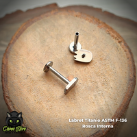 Labret Rosca Interna Titanio ASTM F-136 - Fantasma (1,2mm;8mm) (16G)