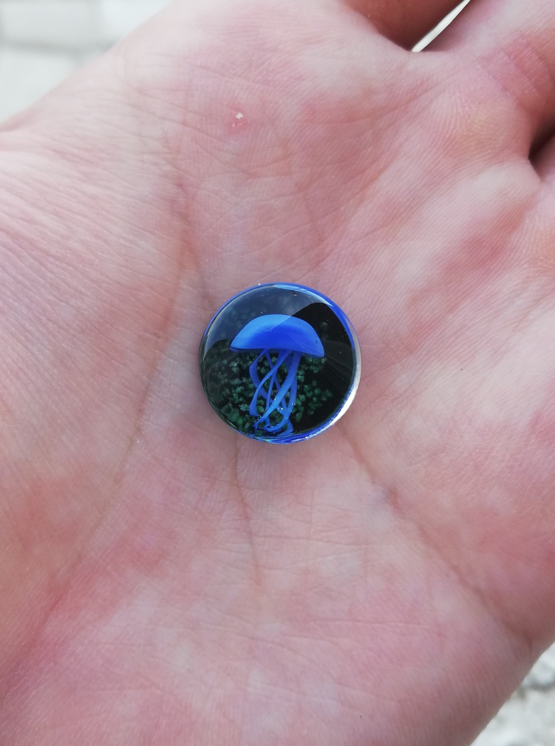 Expansion Pyrex - Medusa Azul Fondo Negro Burbujas Fluor (Brilla)