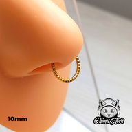 Argolla Clicker Titanio ASTM F-136 - Piramides Frontales (1,2mm) (16G)